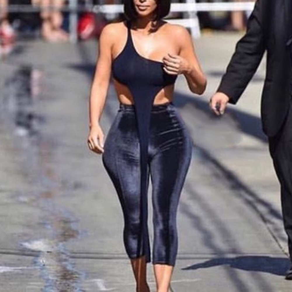 KIM K TWO-PIECE VELVET CAPRI SET